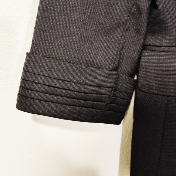 Antonio Melani NWOT Blazer Size 6 Professional - Picture 3 of 4